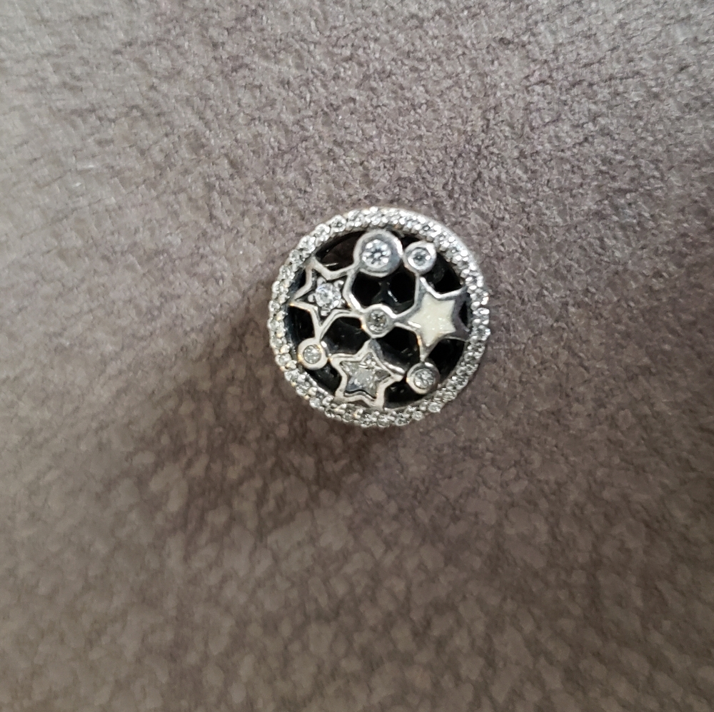 Pandora Retired Illuminating Stars Charm - Picture 3 of 10
